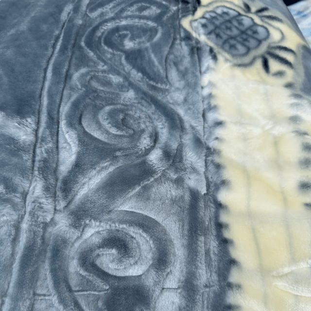 Couvertures doublé à motifs et relief 5,8KG saumon  200/240